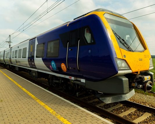 Northern inaugura sus nuevos trenes CAF