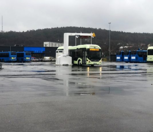 Keolis y Volvo prueban un autobús eléctrico autónomo de 12 metros de largo