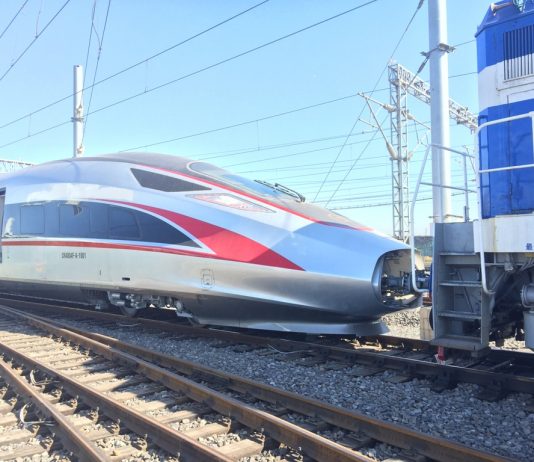 Bombardier gana el contrato para el suministro de 10 trenes de alta velocidad a China