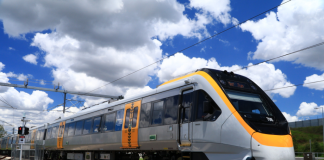 Bombardier estrena nueva generación de trenes de pasajeros en Australia