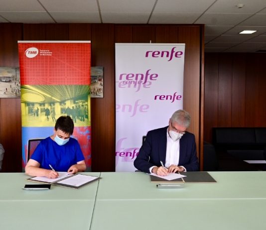 TMB y Renfe firman acuerdo para colaborar en proyectos ferroviarios internacionales