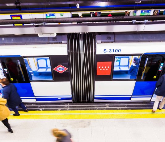 La Comunidad de Madrid moderniza la estación de Metro de Pueblo Nuevo con nuevos revestimientos y tecnología en andenes y accesos