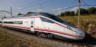 El Gobierno amplía temporalmente la caducidad de los títulos multiviaje de los AVANT