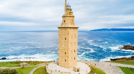 Renfe pone seis nuevos servicios de Media Distancia en Galicia a partir de este martes