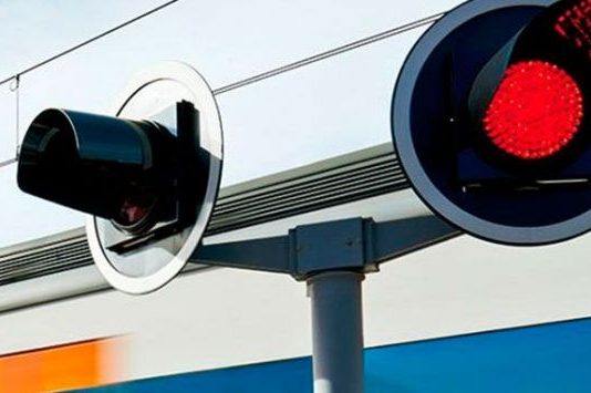 Adif adjudica el suministro de materiales y equipos para el mantenimiento de pasos a nivel de tecnología Electrans