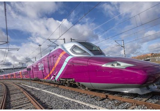 Renfe ofrecerá todos los partidos de La Liga de la temporada 2022-2023 en sus trenes AVE y Avlo