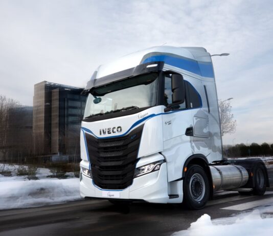 El Gobierno destina 450 millones de euros de ayudas directas al transporte