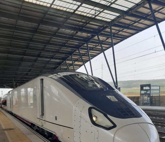 Talgo comienza las pruebas en vía de su tren de muy alta velocidad Talgo Avril
