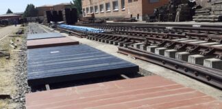 Instalan traviesas plásticas y sintéticas no contaminantes en la red ferroviaria convencional