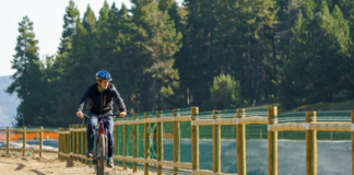 Ferrocarriles de la Generalitat incorpora bicicletas eléctricas en sus estaciones de montaña