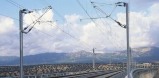 Adif AV moderniza la línea Madrid-Sevilla