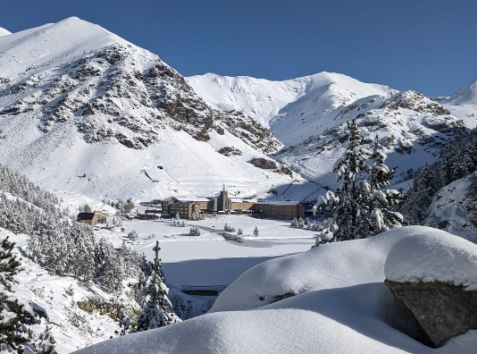 Las estaciones de montaña de FGC recuperan la afluencia previa a la pandemia