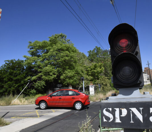 Adif avanza en la supresión de 300 pasos a nivel con una inversión de 300 millones