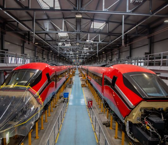 ILSA otorga a Hitachi Rail un contrato de 737 millones de euros para el mantenimiento de su flota de trenes nuevos
