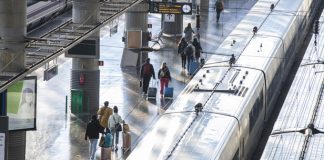 Renfe oferta más de un millón y medio de plazas para viajar en el Puente de la Constitución