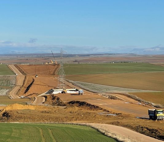 El Gobierno autoriza construir un nuevo tramo de la línea de alta velocidad Palencia-Santander por 109 millones de euros