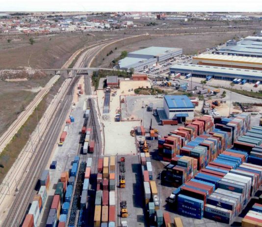 Adif entra en Puerto Seco para potenciar el Nodo Logístico de Madrid