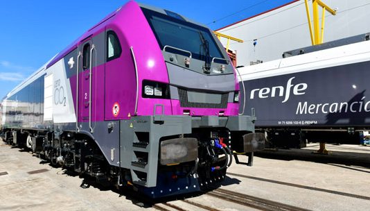 Renfe sigue apostando al sector de Mercancías – Recepciona seis de las 12 locomotoras de gran potencia construidas por Stadler Valencia