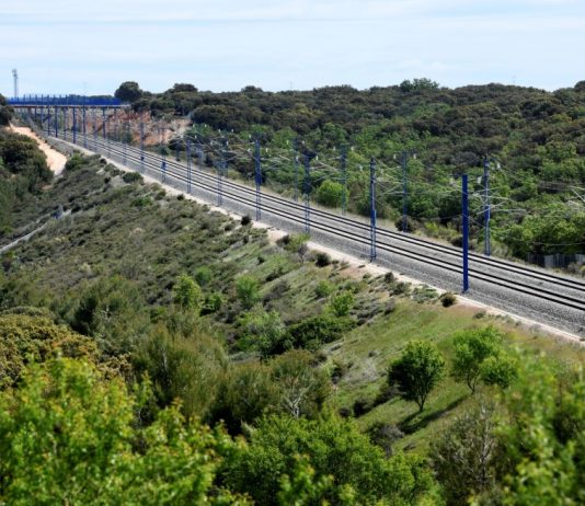 Adif AV invierte 117,3 M€ en el despliegue de la tecnología 5G en líneas de alta velocidad