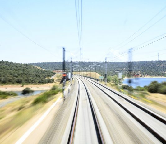 Adif AV cierra una nueva emisión de bonos de 600 millones para seguir financiando su actividad