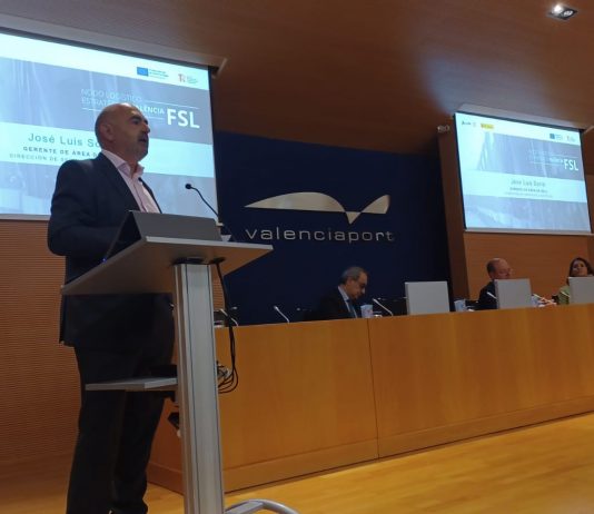 La terminal intermodal del nodo logístico estratégico València-Font de Sant Lluís operará unas 150.000 UTI y 2.600 trenes al año