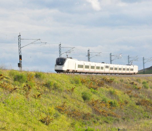 Los trenes Avril entrarán en funcionamiento en noviembre