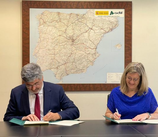 Adif y Mafex desarrollarán nuevas líneas de trabajo para promover la mejora competitiva del sector ferroviario español