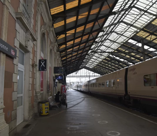 El AVE a Francia cumple un mes con 100.000 billetes vendidos