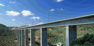 Adif supera otro hito en la renovación integral de la LAV Madrid-Sevilla: finaliza la actuación en 9 viaductos de Sierra Morena