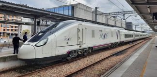 Renfe programa viajes de simulación comercial de los nuevos trenes S106