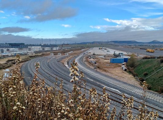 Hitachi Rail acelera el despliegue de la señalización y telecomunicaciones en la Variante Este de Valladolid