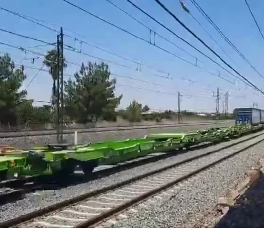 Carlos Mazón destaca que la Comunitat Valenciana vuelve a ser pionera en movilidad sostenible con la primera autopista marítimo-ferroviaria de España