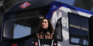 Díaz Ayuso presenta el Tren del Futuro que estrenará la circulación automatizada en el Metro de Madrid