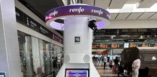 Adif, Renfe e Ineco instalan punto de ayuda accesible