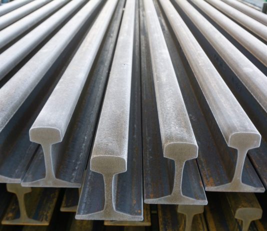 Adif licita el suministro de carril para el desarrollo del Corredor Mediterráneo en la Comunitat Valenciana