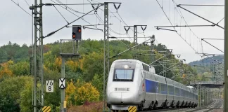 Francia elige Paxone para el nuevo sistema nacional de venta de billetes de trenes TET