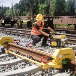 Herramientas de mantenimiento ferroviario mejoran la alineación y el control de tensiones